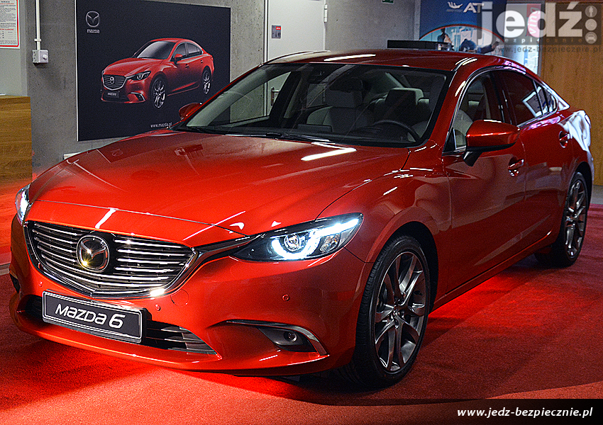 SALON SAMOCHODOWY | Mazda2, Mazda6, Mazda CX-5 | Wysyp nowości Mazdy - przód Mazdy 6